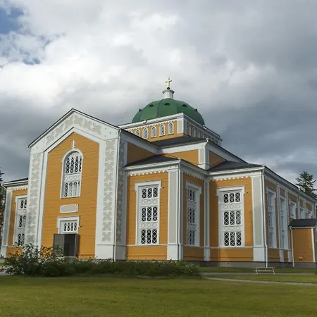 Summer Tott Hotel 2*