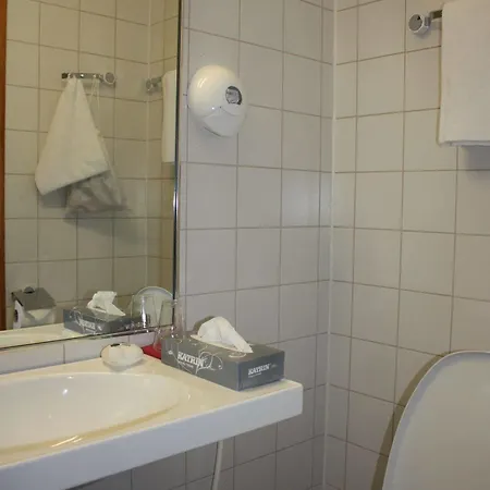 Summer Tott Hotel 2*